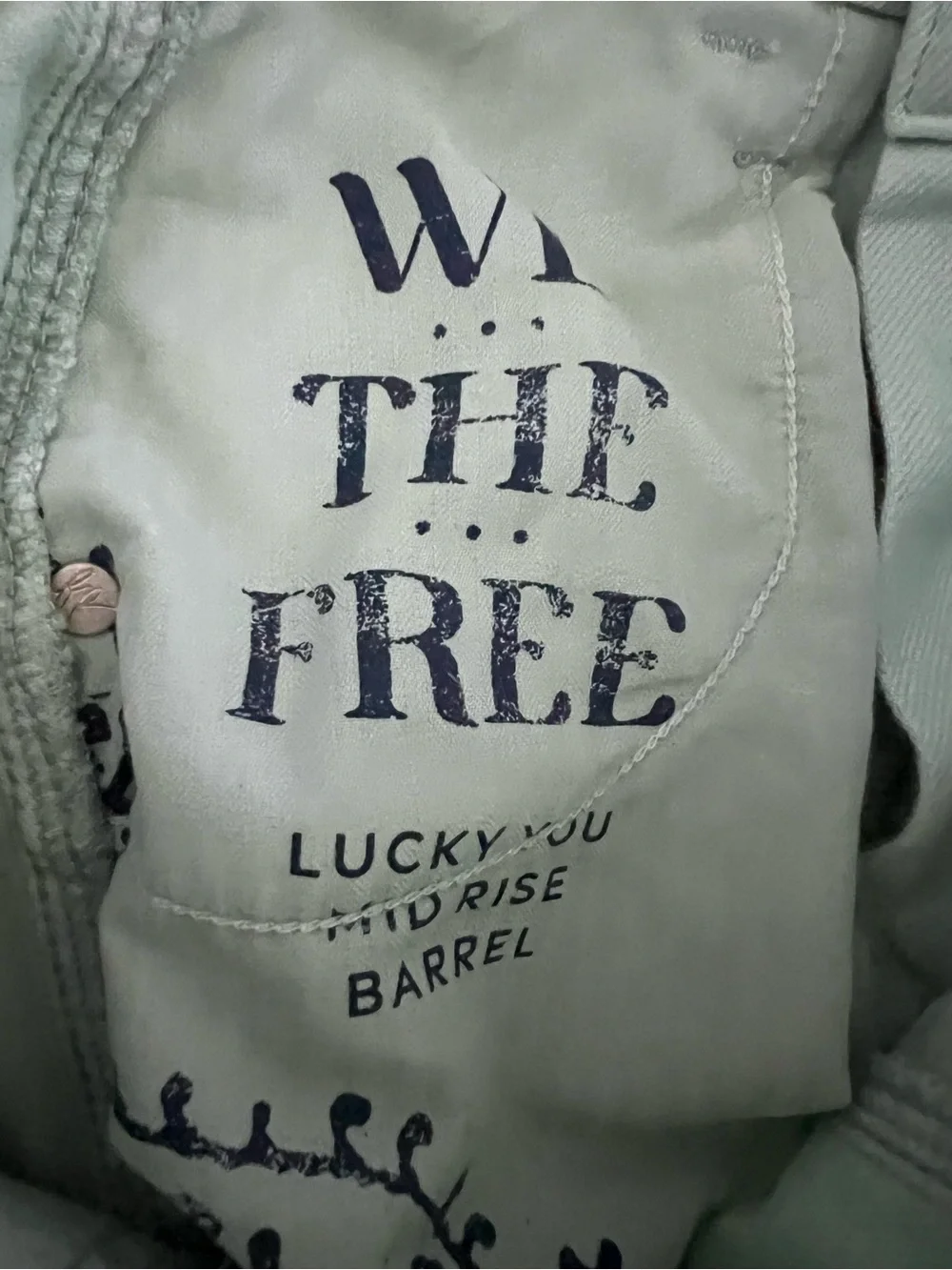 Free People We The Free Lucky You Mid Rise Barrels in Pistachio Size 24 NWOT